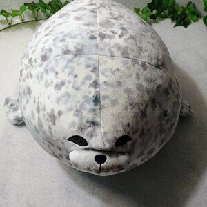 EUC: Spotted Seal Gray & White Super Squishy Vibrating Spotted Plush Pillow